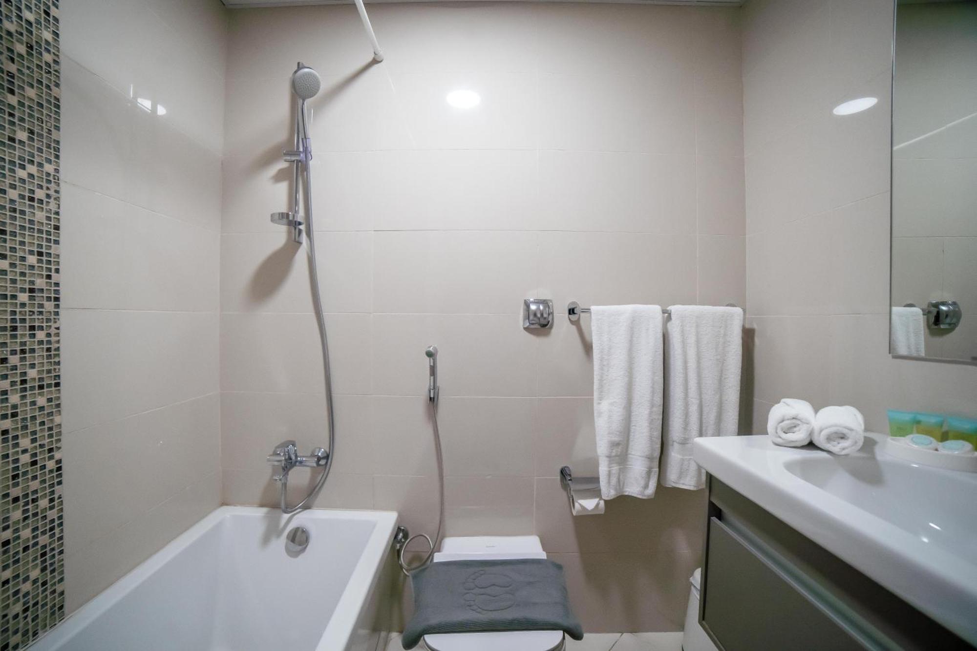Continental Tower, Dubai Marina - Luton Vacation Homes Oda fotoğraf